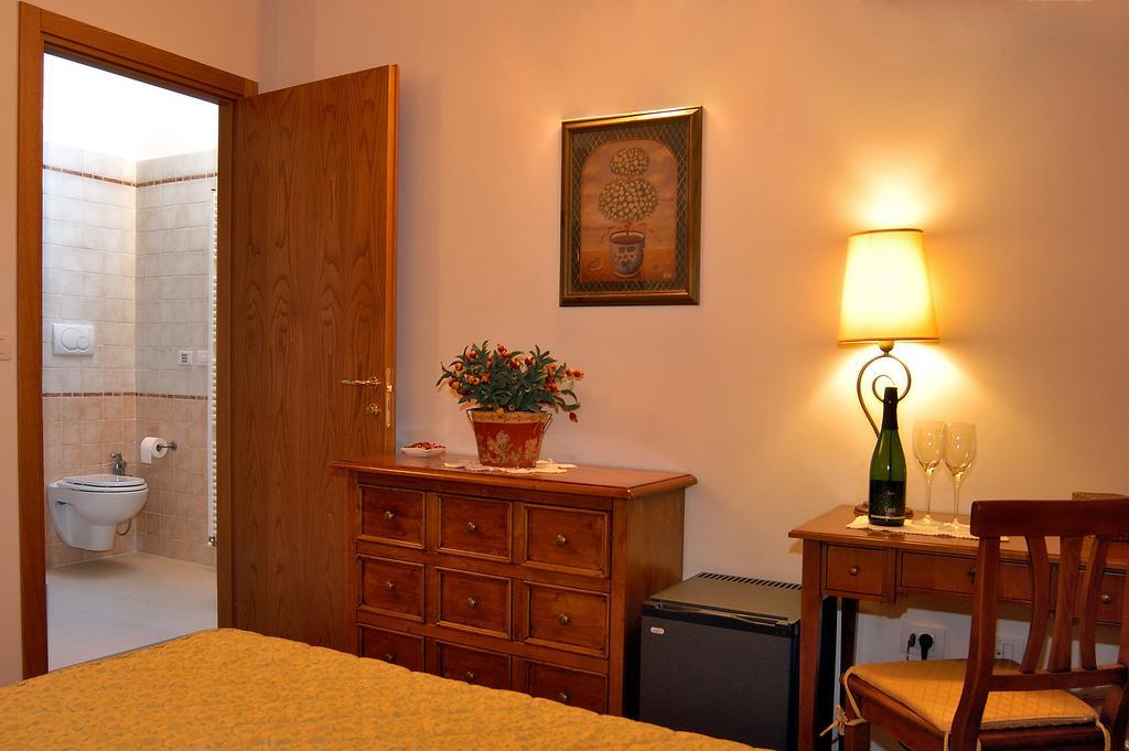 Agriturismo Gaggioli Borgo Delle Vigne Zola Predosa Bilik gambar